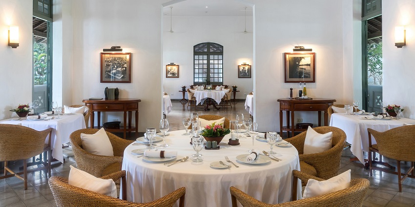 Scenic snap of an idyllic restaurant which is decoreated beautifully for relaxing dine out