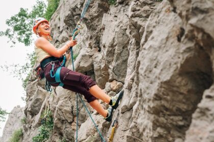 Go rock climbing in Manali with its lush green mountains, winding roads, and clear blue skies.