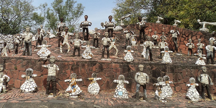 Snapshot of the Statuettes at Rock Garden, Chandigarh. iI is famous for its sculptures made from recycled ceramic.