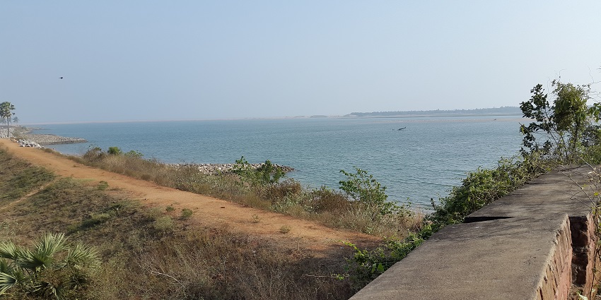 Rushikulya River is very closely located to the Tara Tarini Temple and a must-visit.