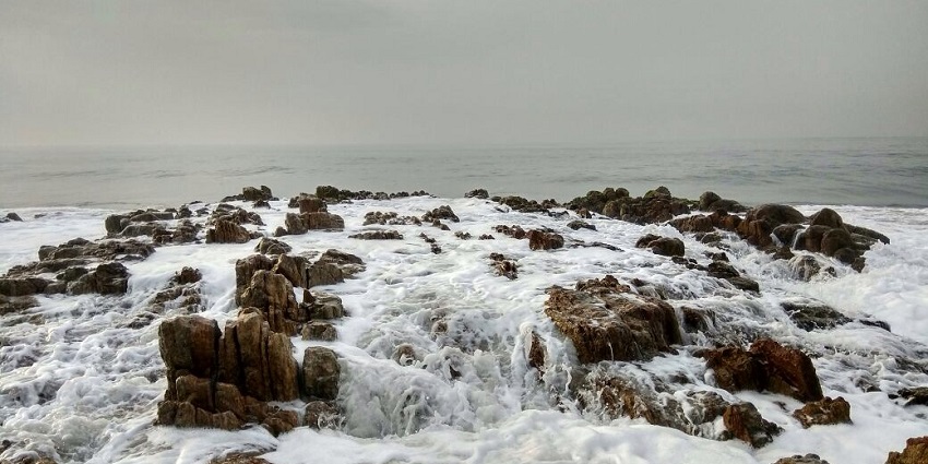 Sagar Nagar Beach is one of the offbeat places to visit in Vizag with friends.