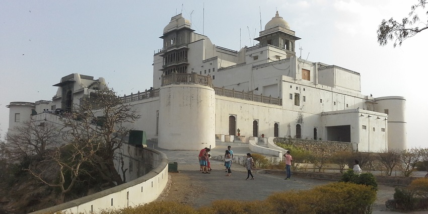 Sajjangarh Palace offers panoramic views, majestic architecture, and serene surroundings.