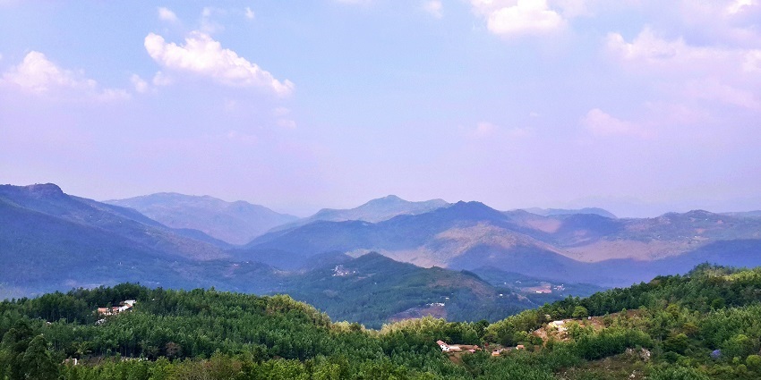 A scenic view of green valleys of Sakleshpur, one of the top hill stations near Coorg.