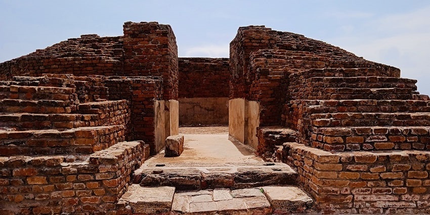 Salihundam is one of the remarkable archeological places to visit in Srikakulam.