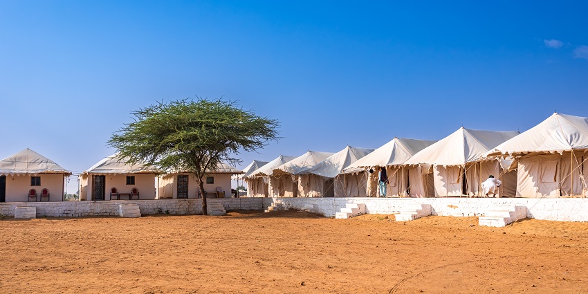 You can enjoy camel rides and desert views, one of the best things to do in Jaisalmer in January