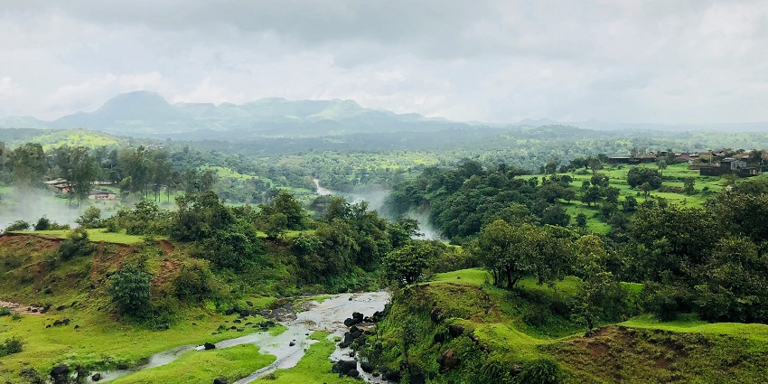 : One of the places to visit in Bhandardara is Sandhan Valley offering stunning views.
