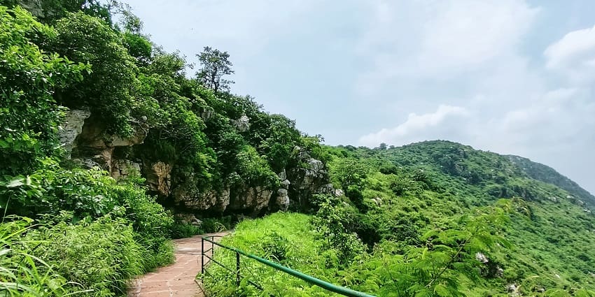 An image of majestic Rajgir Hills which is one of the hill stations near Bihar, India.