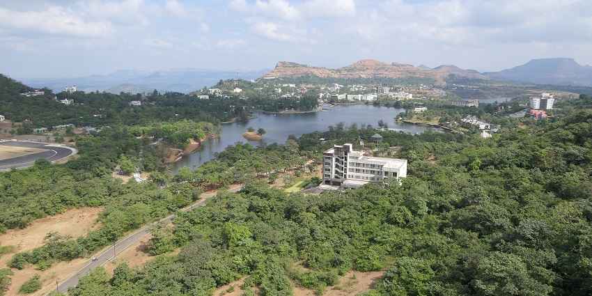 Panoramic view of Saputara lake view Hill Station, a refreshing weekend getaway near Surat