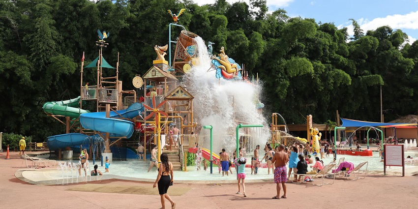 Sardar Patel Water Park pool and slides, featuring vibrant water attractions in Vadodara.