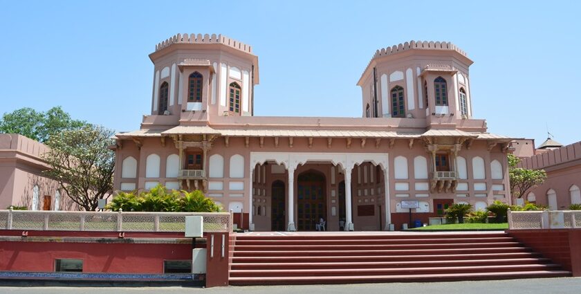 Front view of Sardar Vallabhbhai Patel Museum in Gujarat.