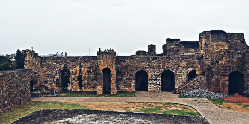 Sardulgarh Fort is a riverside fort known for its historic walls and peaceful surroundings.