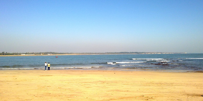 Expansive view of the pristine, secluded beach near Ahmedabad.