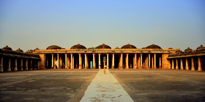 Panoramic view of the Jama Mosque inside Sarkhej Roza amidst the idyllic city of beautiful Ahmedabad