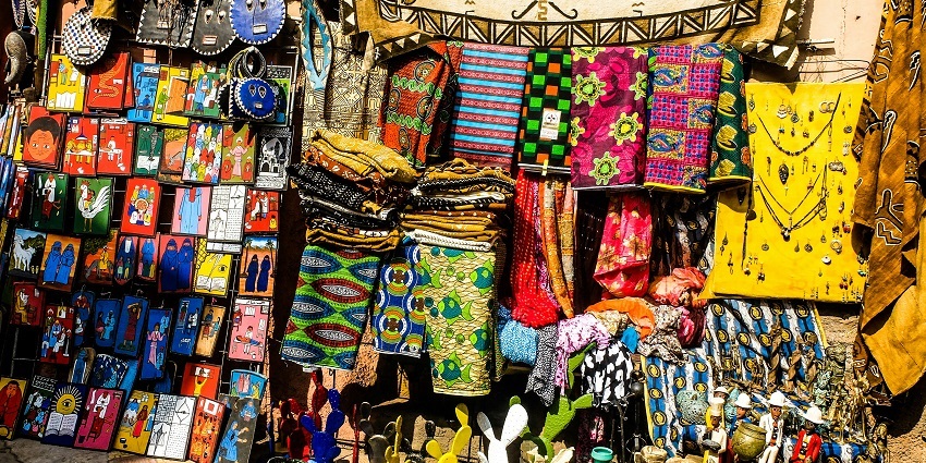 A view of handicrafts at Sarojini Nagar Market, one of the best shopping places in Delhi.