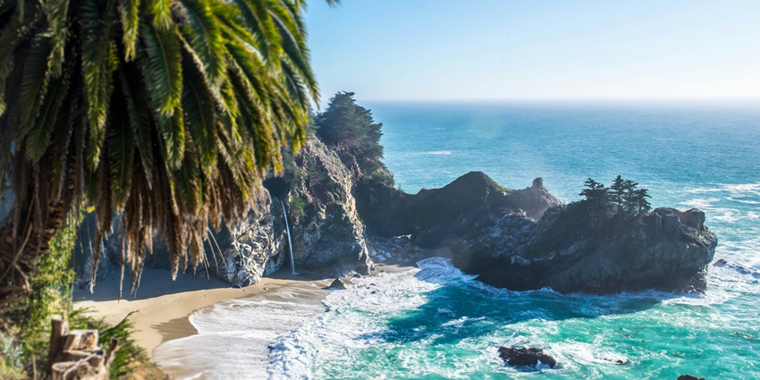 Sasihithlu, surrounded by lush greenery, is a place where a river meets the sea.