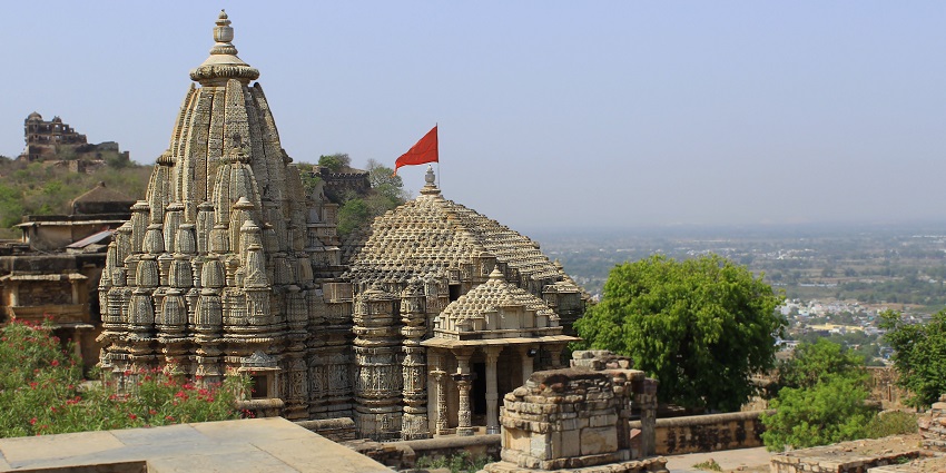 Savitri Temple situated on a hill is one of the top places for New Year Party in Pushkar.