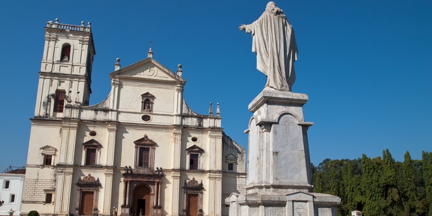 Se Cathedral is one of the most spiritual places to visit in Goa in August for serenity