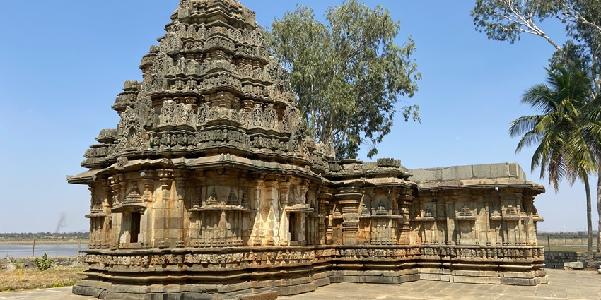 Visiting the Kashi Visweswara Swamy Temple is one of the most peaceful things to do in Ongole.