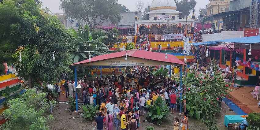Seeking blessings at the Sodal Mandir is one of the best things to do in Jalandhar.