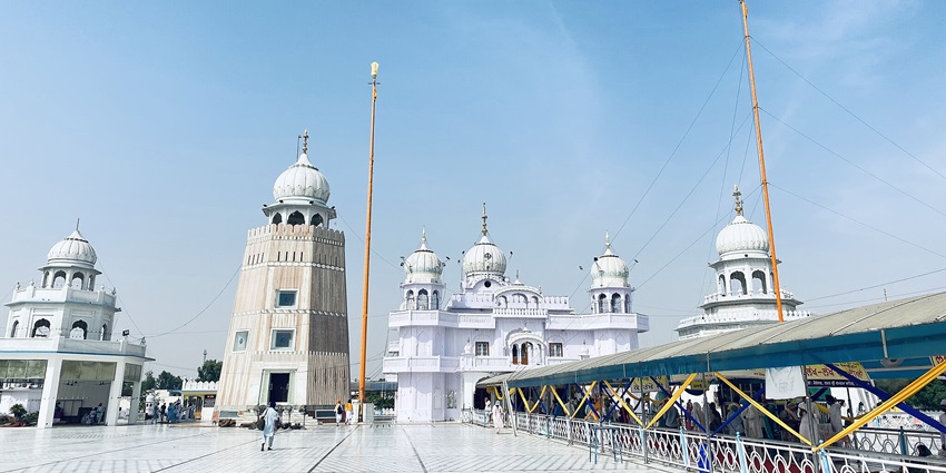 Takht Sri Damdama Sahib is the best religious place in Bathinda and is worth exploring