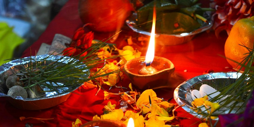 Pray and seek blessings at the Kasapuram temple for an immersive spiritual experience