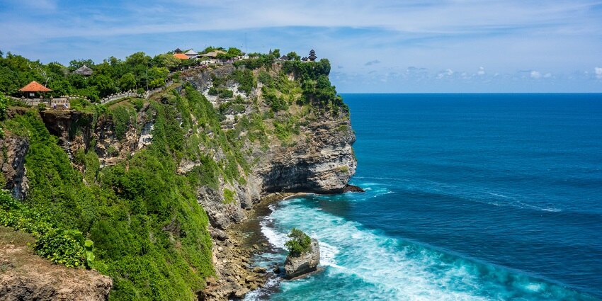 Seraya Secrets, a hidden gem for diving enthusiasts, offering unique experiences.