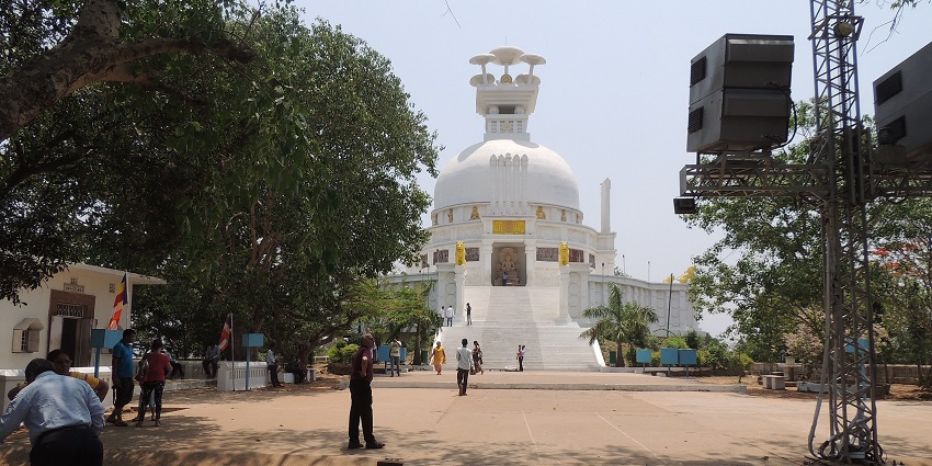 Shanti Stupa at Dhauli is one of the prime destinations to cover near Mangala Temple.