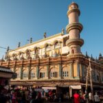 A mesmerising view of one of the famous places to do shopping in Jamnagar for travellers.