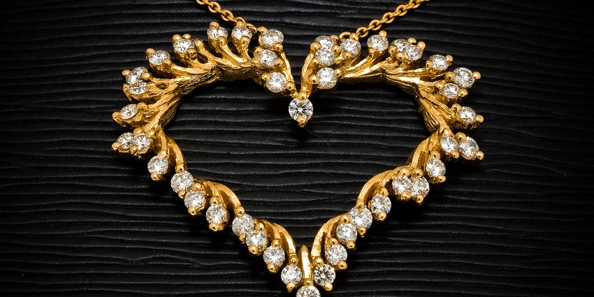 Shree R B Jewellers is known for stylish, affordable artificial jewellery for all occasions.
