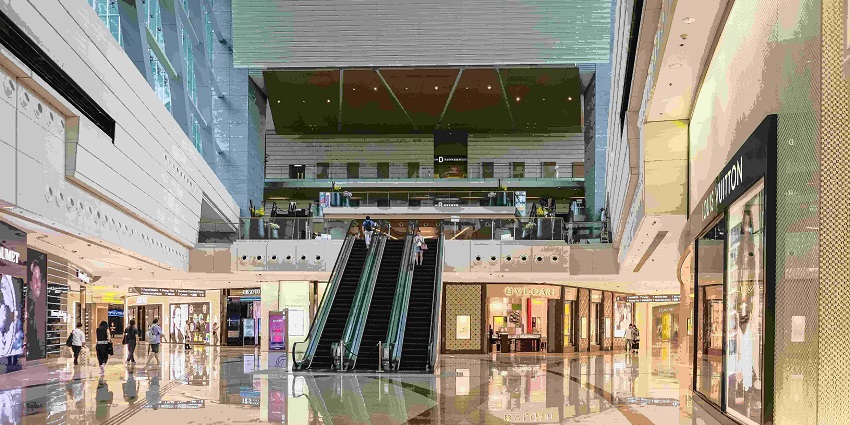 Shreeji Mall is a great place for shopping in Rajkot with varied stores and a food court.