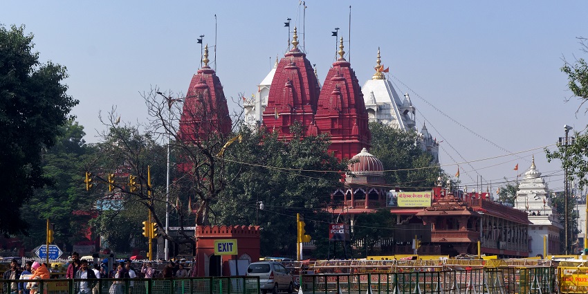 Digambar Mandir is among the best places to visit near the National Philatelic Museum.