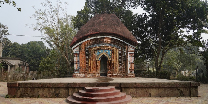 Shri Rudreshwar Mandir, dedicated to Rudreshwar, is among the best Shiva temples in Goa.