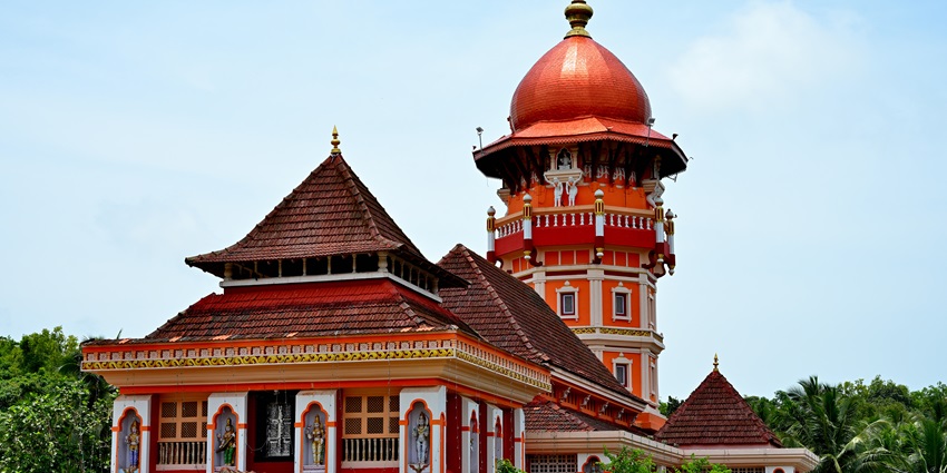 Shri Shantadurga Temple in Ponda is a scenic temple where you can view the shrines of Gods