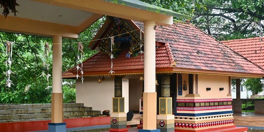Shri Thrikkai Siva Temple is one of the best places to visit for all travellers in Kerala