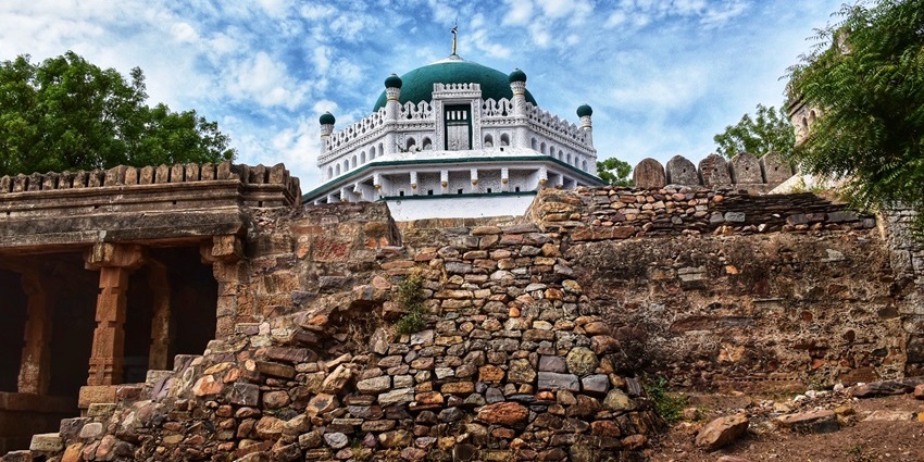 Image of a monument in Sidhout Fort near Kadapa, India - places to visit in Kadapa