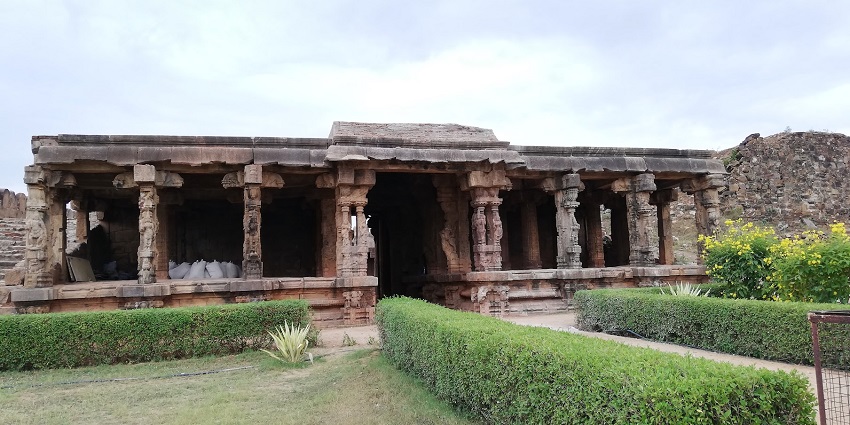 A glimpse of the notable Sidhout Fort in Andhra Pradesh narrating tales of bygone eras.