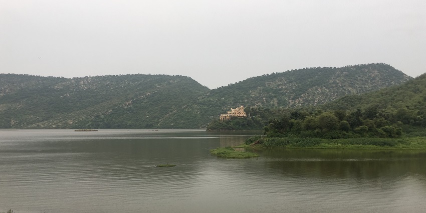 Siliserh Lake Palace, a majestic building situated by the lake, a popular tourist destination near Alwar Museum.
