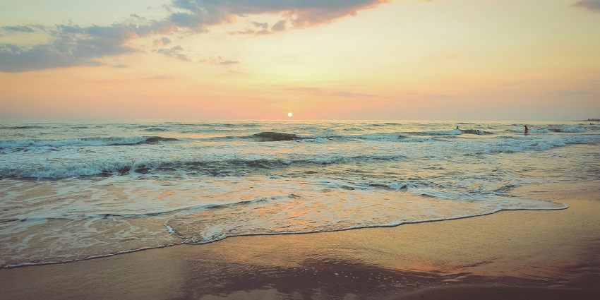 An image of Sinquerim Beach which is one of the offbeat beaches in North Goa, India.