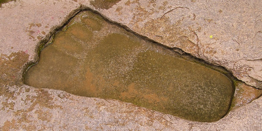 A sacred temple in Lepakshi, believed to hold Goddess Sita’s footprint, surrounded by mythological significance.