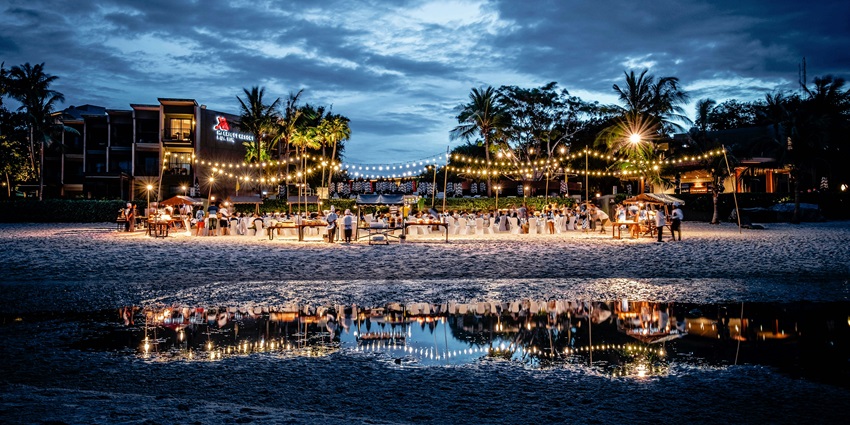 A glimpse of the scenic Smile Bar, one of the top places to enjoy Ao Nang nightlife.