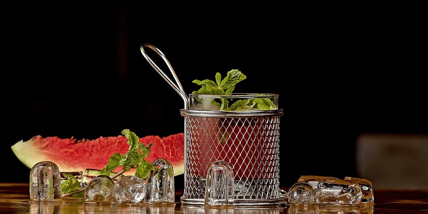 Smoke And Mirrors is an option in Singapore for those looking for rejuvenating drinks.