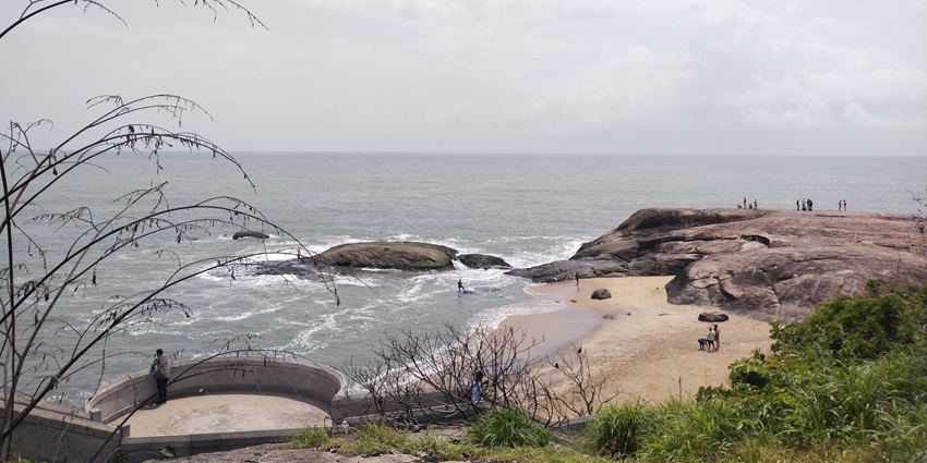 Someshwara Beach offers a tranquil view of the Arabian Sea with its unique rock formations.