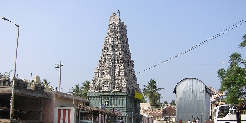 Intricate details of Someswara Swamy Temple engraved on the sandstones walls of Temple