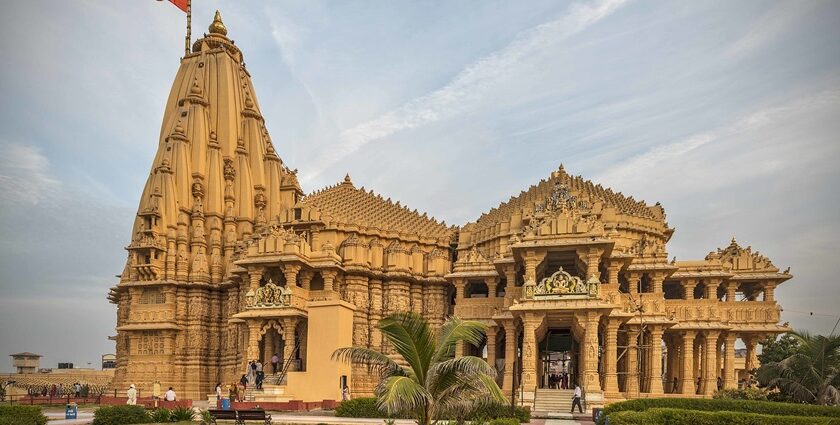 The Somanath temple highlights its stunning architecture and peaceful environment.