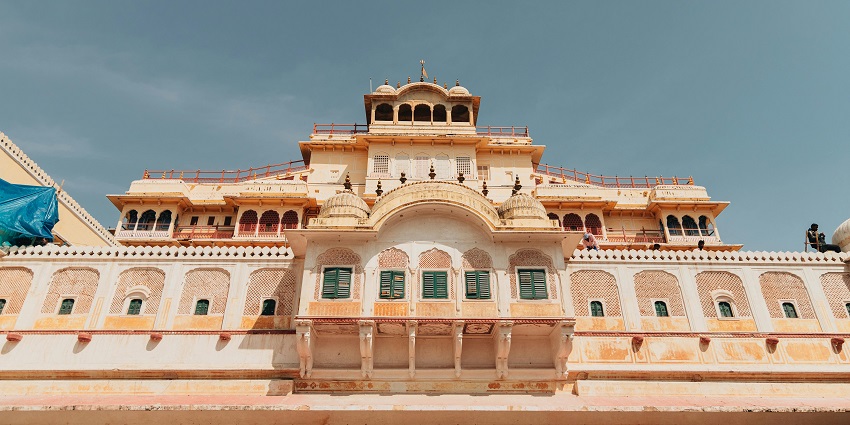 Image of majestic rajasthani architecture of Jaipur palace - Sone Chandi Ki Haveli is one of the best places to see