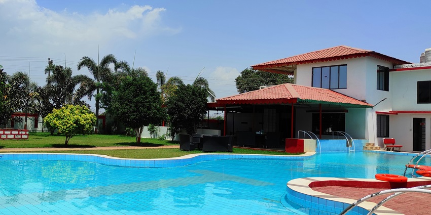 Enjoying your time at Kanak Garden Resort is one of the best things to do in Sonipat.