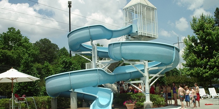 Splashdown Waterpark offers multiple water slides and is an exciting attraction