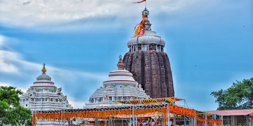 A breathtaking view of the Sree Jagannath Temple, one of the must-visit places for all.