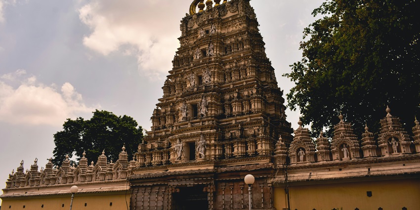 Offer prayers at Sri Kukkuteswara Swamy Temple, one of the best places to visit near Kakinada.