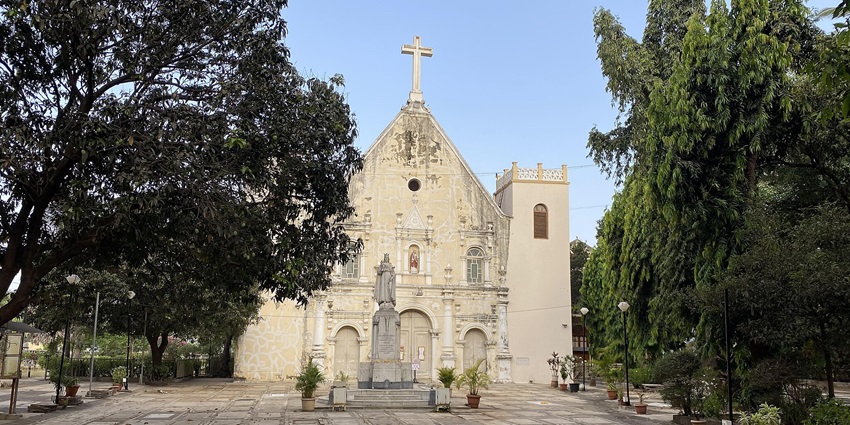St. Andrew’s Church in Mumbai showcases beautiful Portuguese architecture, serene
